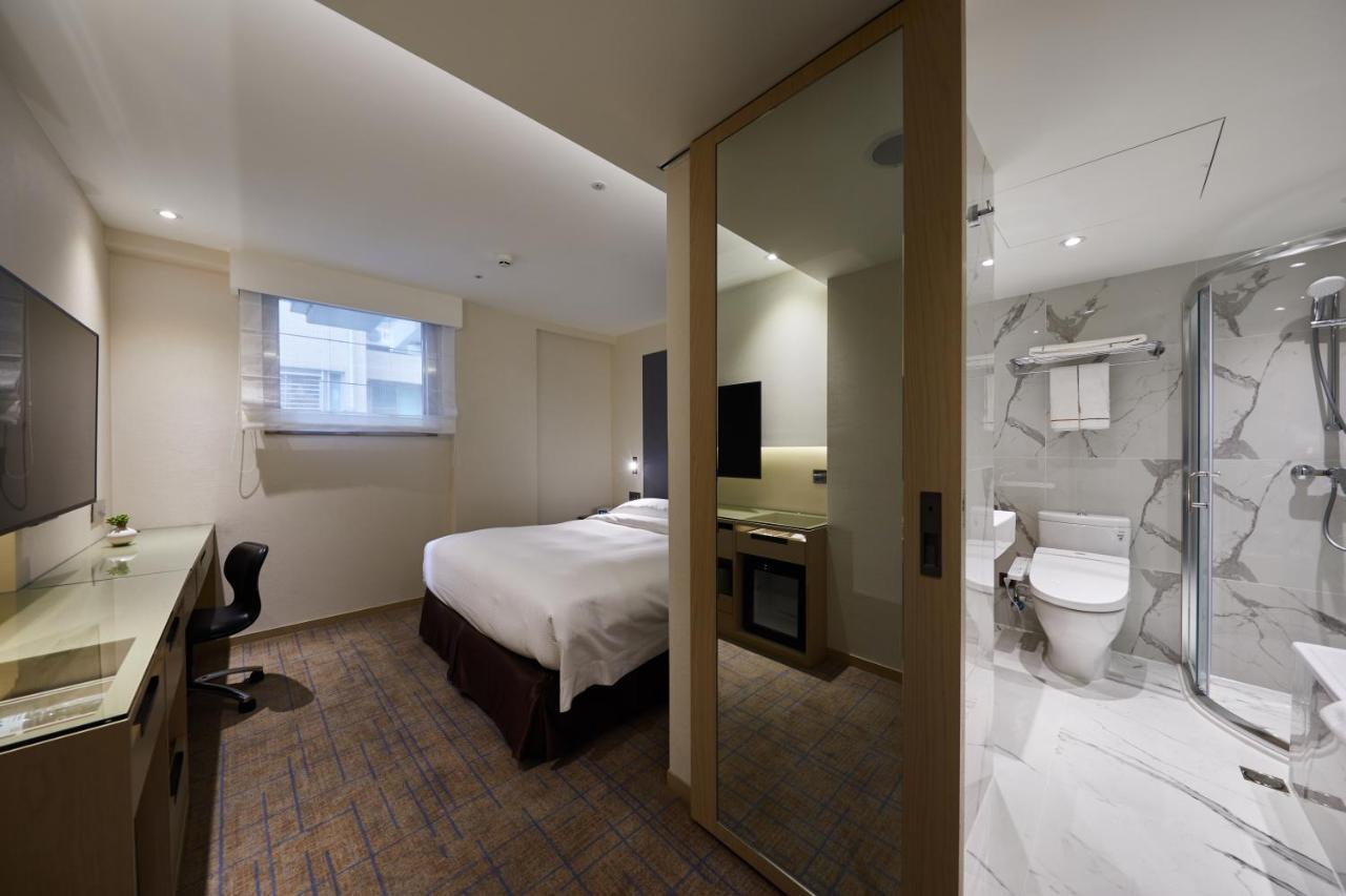 K Hotels Taipei Linsen Bagian luar foto