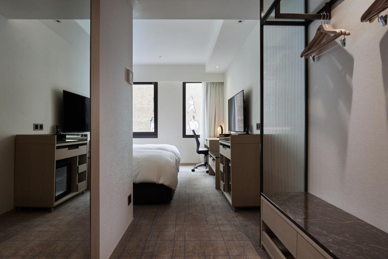 K Hotels Taipei Linsen Bagian luar foto