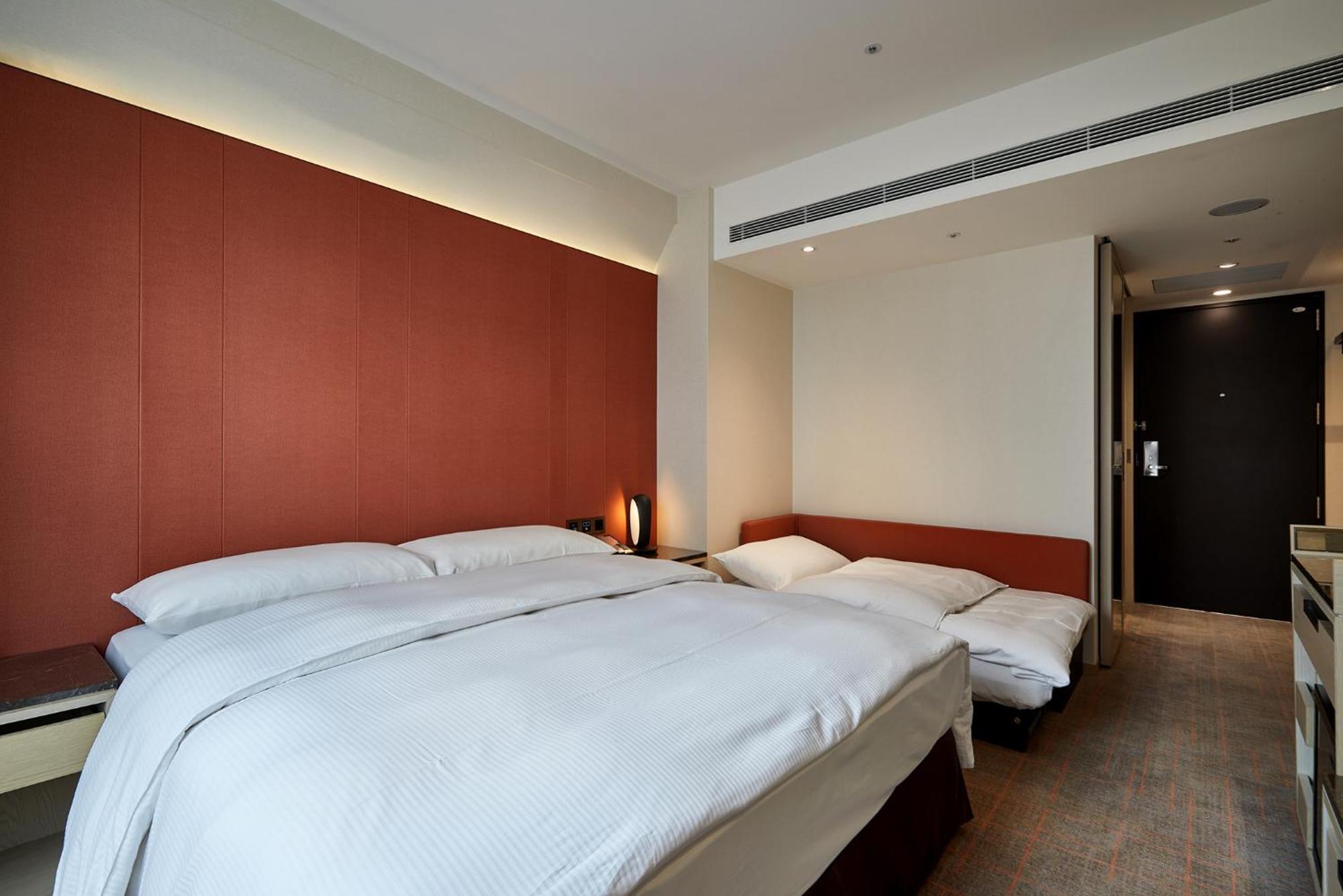 K Hotels Taipei Linsen Bagian luar foto