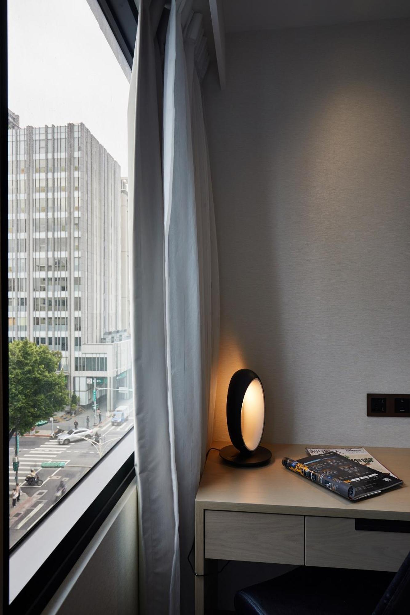 K Hotels Taipei Linsen Bagian luar foto